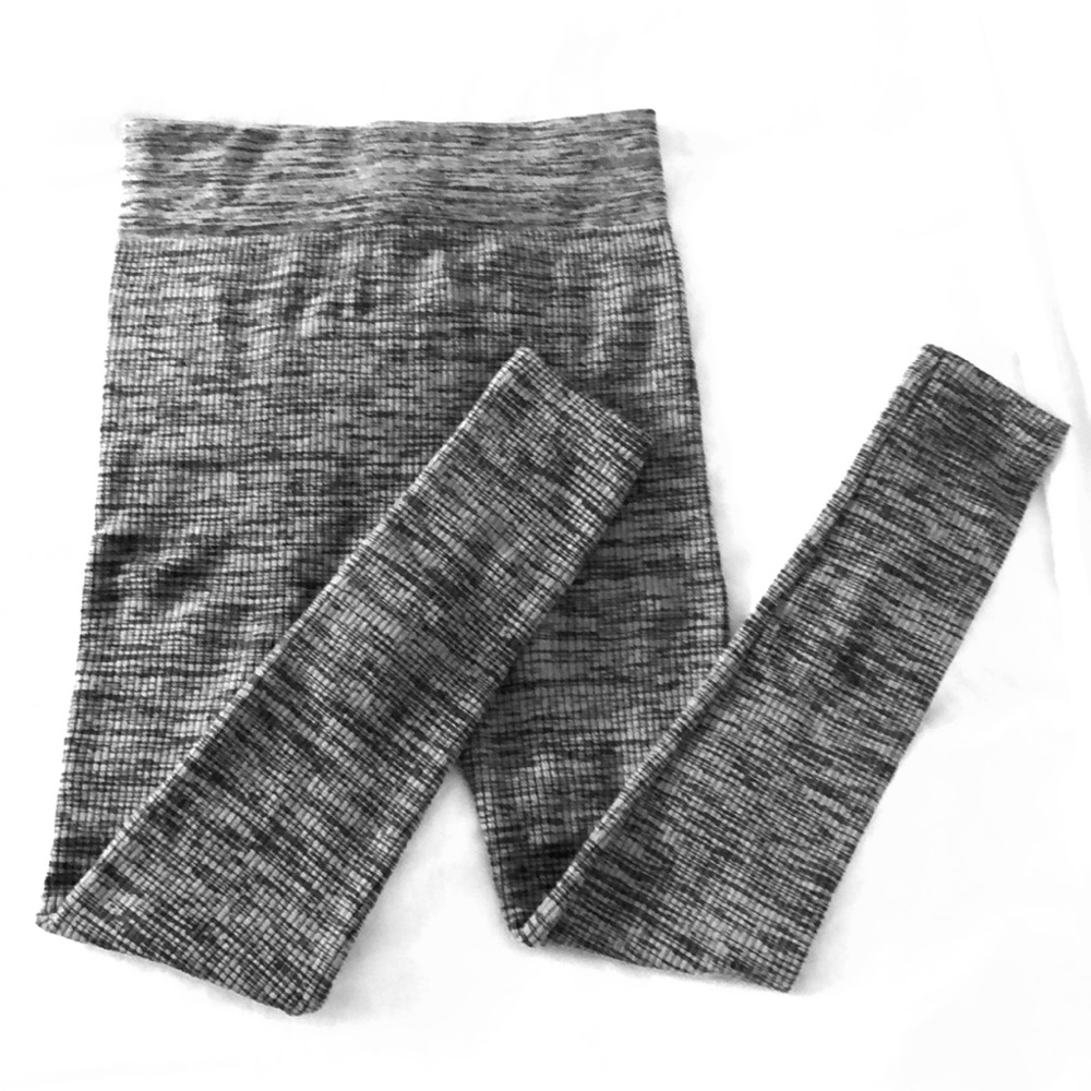 Heather Gray Fleece Lined Leggings, M Maternity